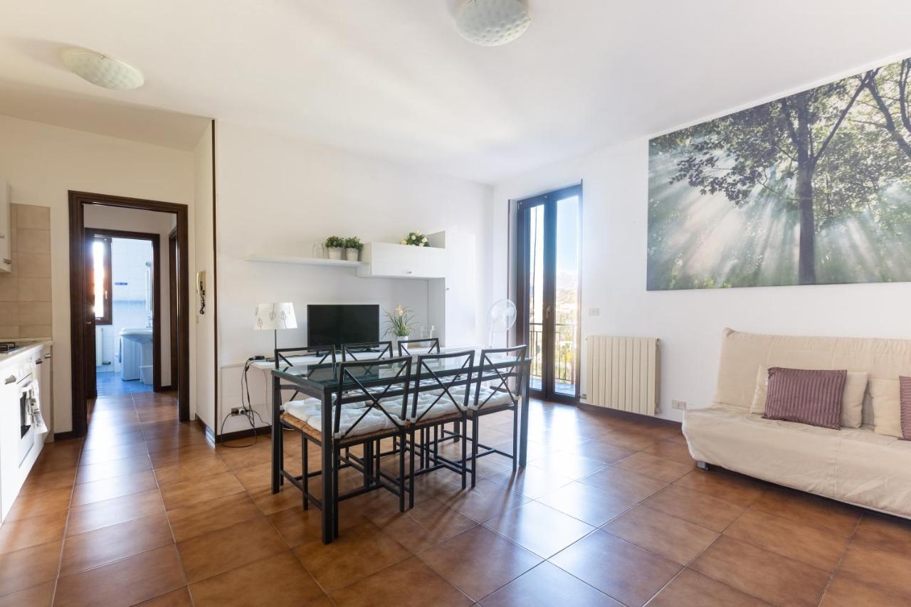 Mysa Properties - Casa Chicca, Flat With Lake View Terrace Perledo Exterior foto